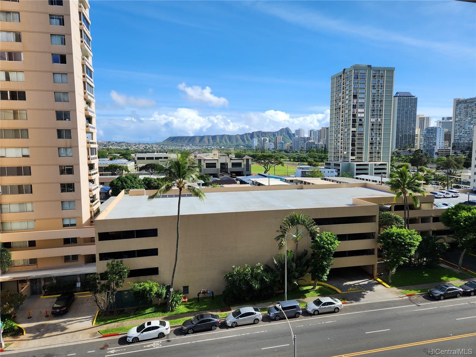 500 University Avenue #736, Honolulu, HI 96826