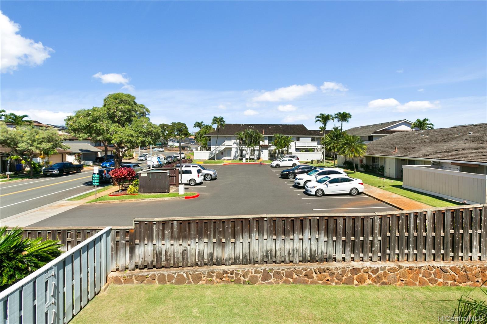 94-1040 Paha Place #Q7, Waipahu, HI 96797