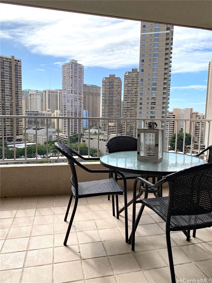 1848 Kahakai Drive #1706, Honolulu, HI 96814