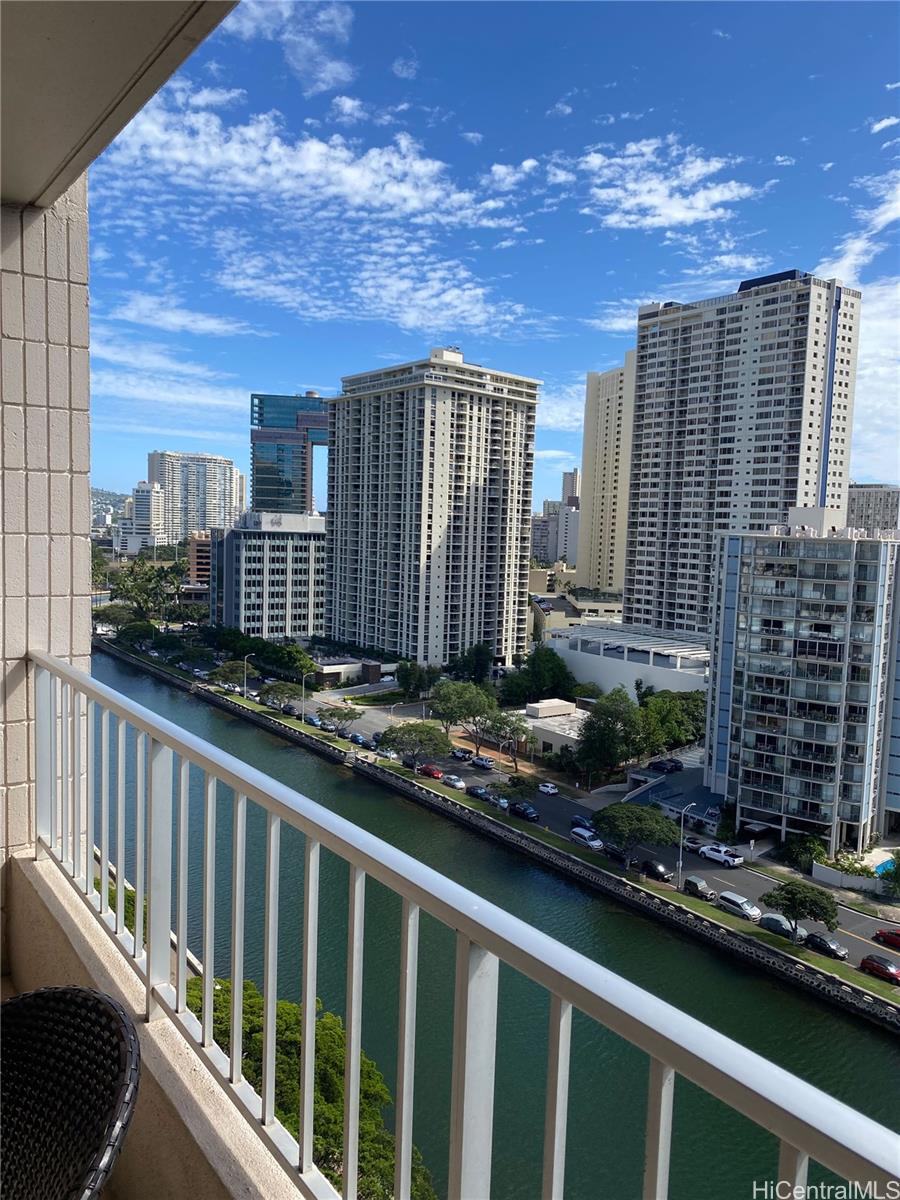 1848 Kahakai Drive #1706, Honolulu, HI 96814