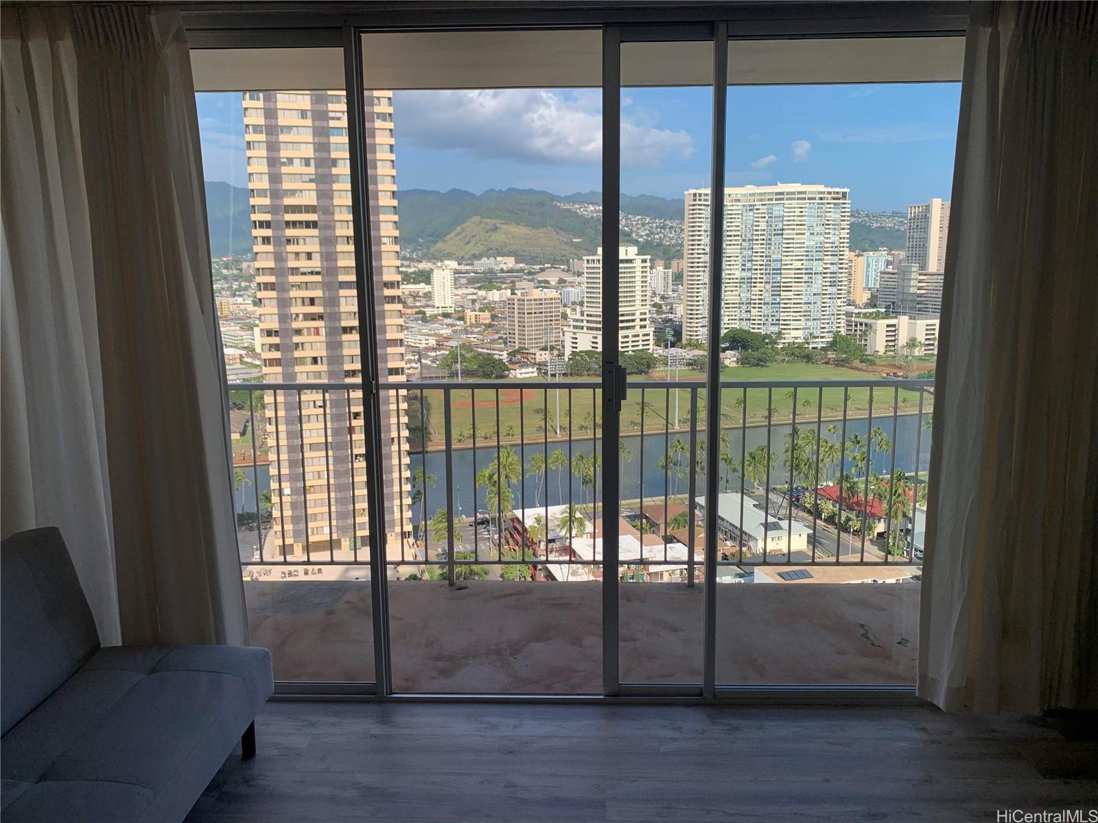 1925 Kalakaua Avenue #2407, Honolulu, HI 96815