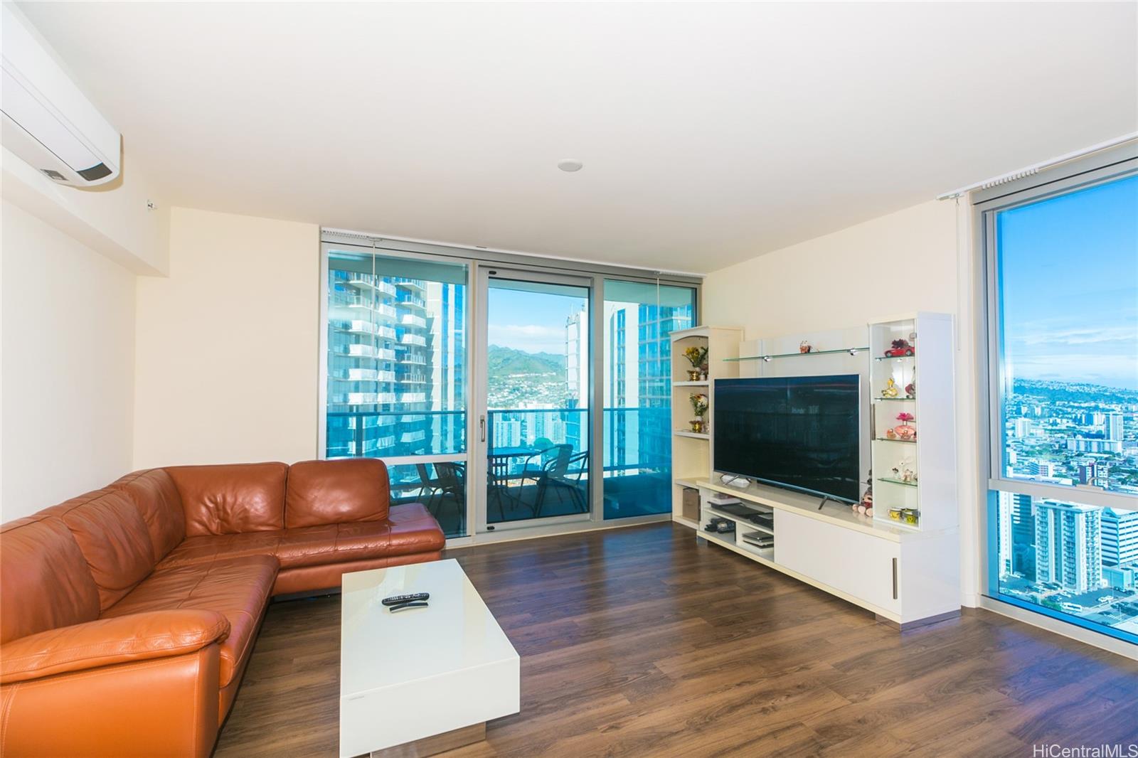 1391 Kapiolani Boulevard #3607, Honolulu, HI 96814