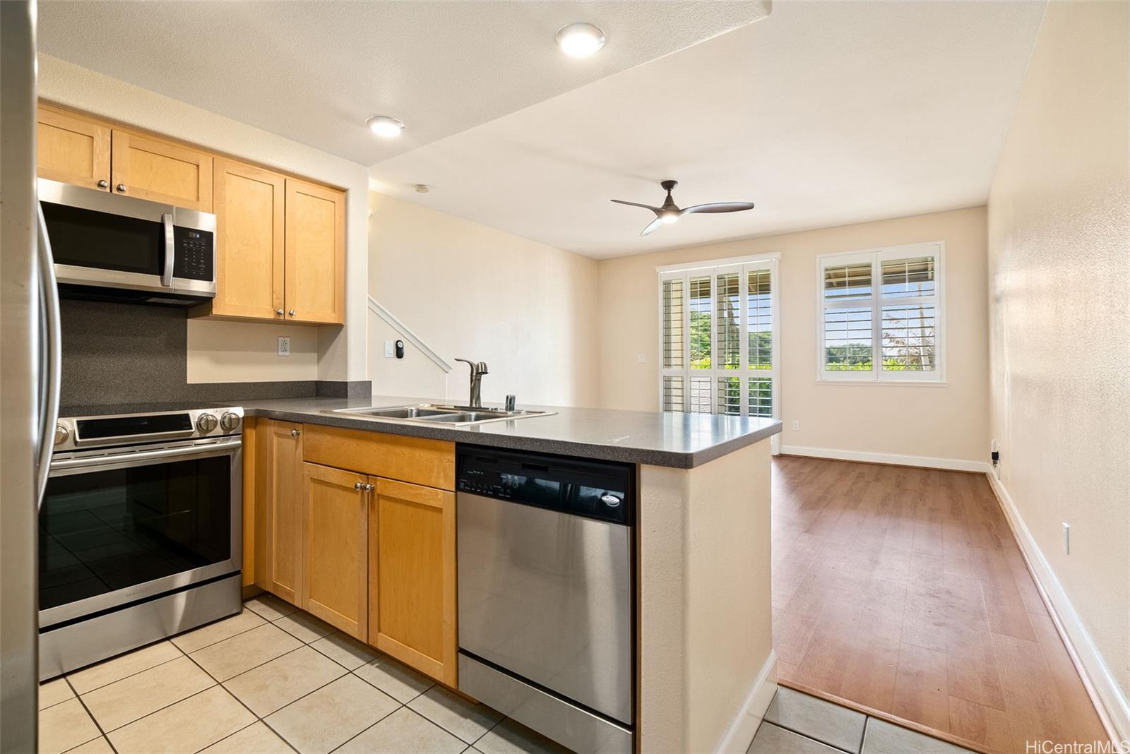 92-1496 Aliinui Drive #202, Kapolei, HI 96707