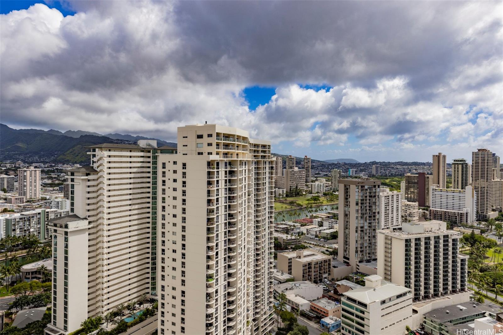 411 Hobron Lane #3601, Honolulu, HI 96815