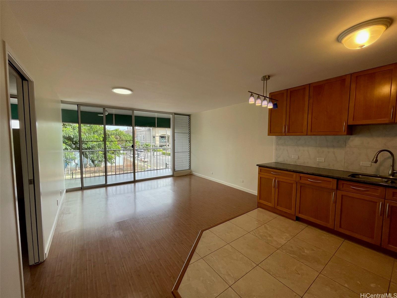 1314 Piikoi Street #302, Honolulu, HI 96814