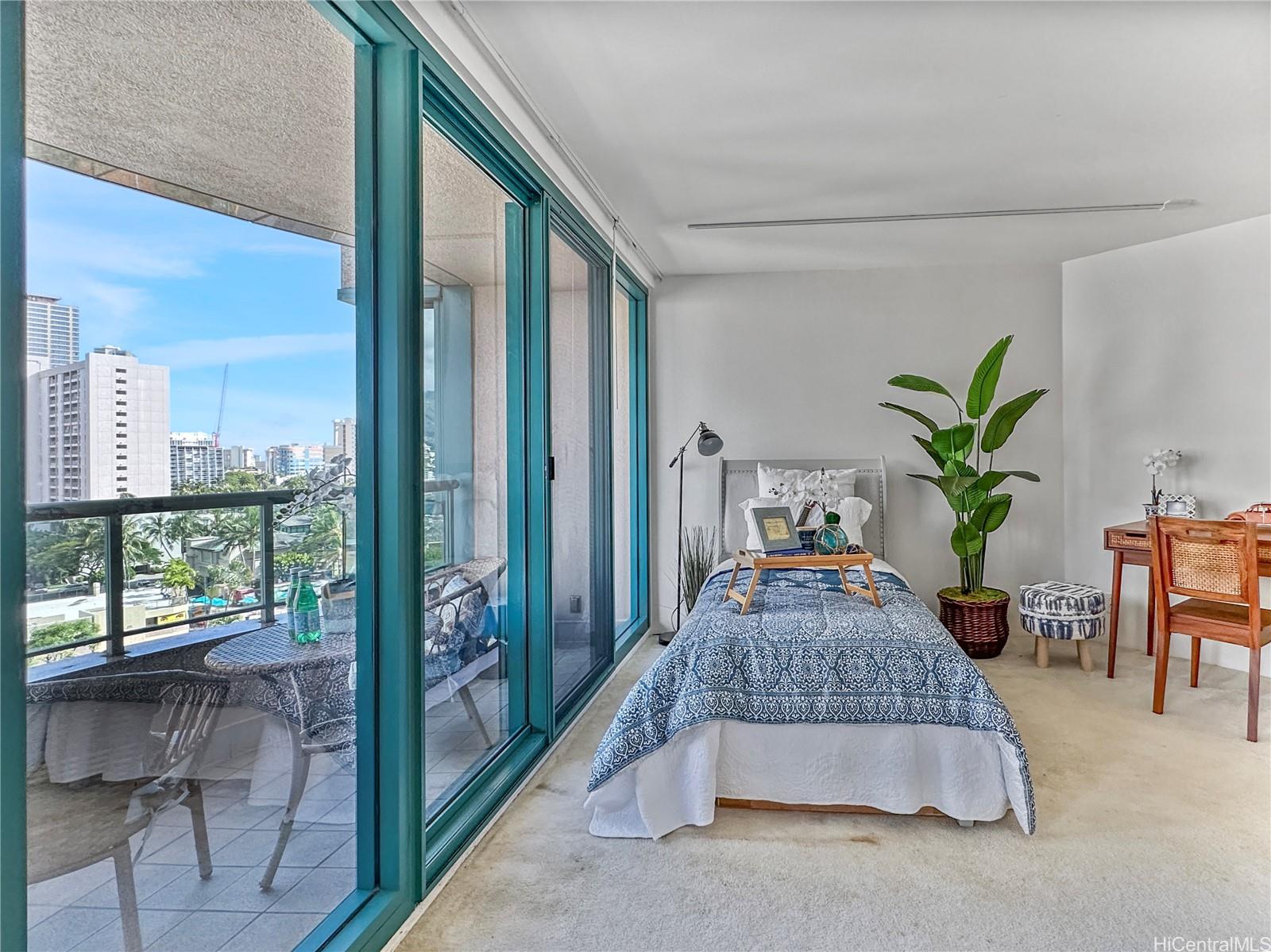 1888 Kalakaua Avenue #1307, Honolulu, HI 96815