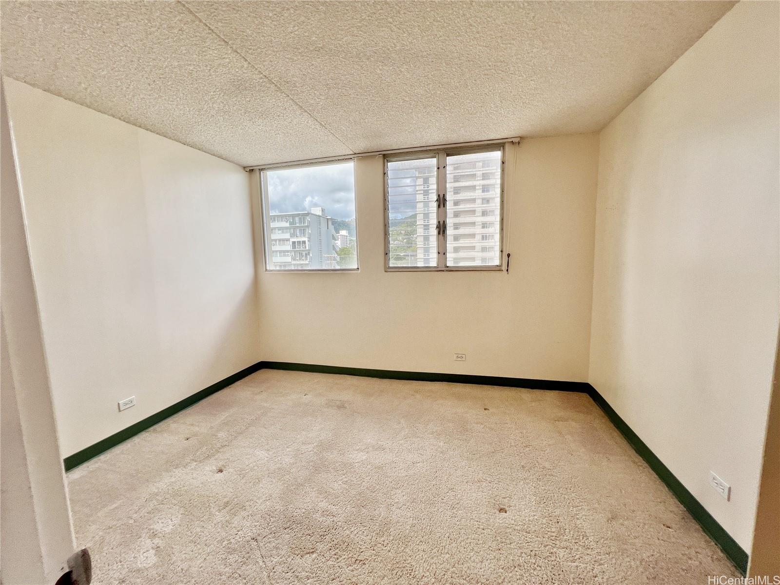 1624 Dole Street #501, Honolulu, HI 96822