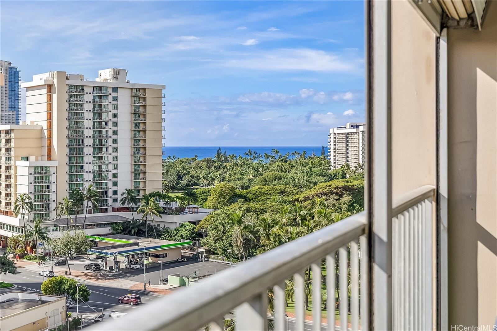 430 Keoniana Street #709, Honolulu, HI 96815