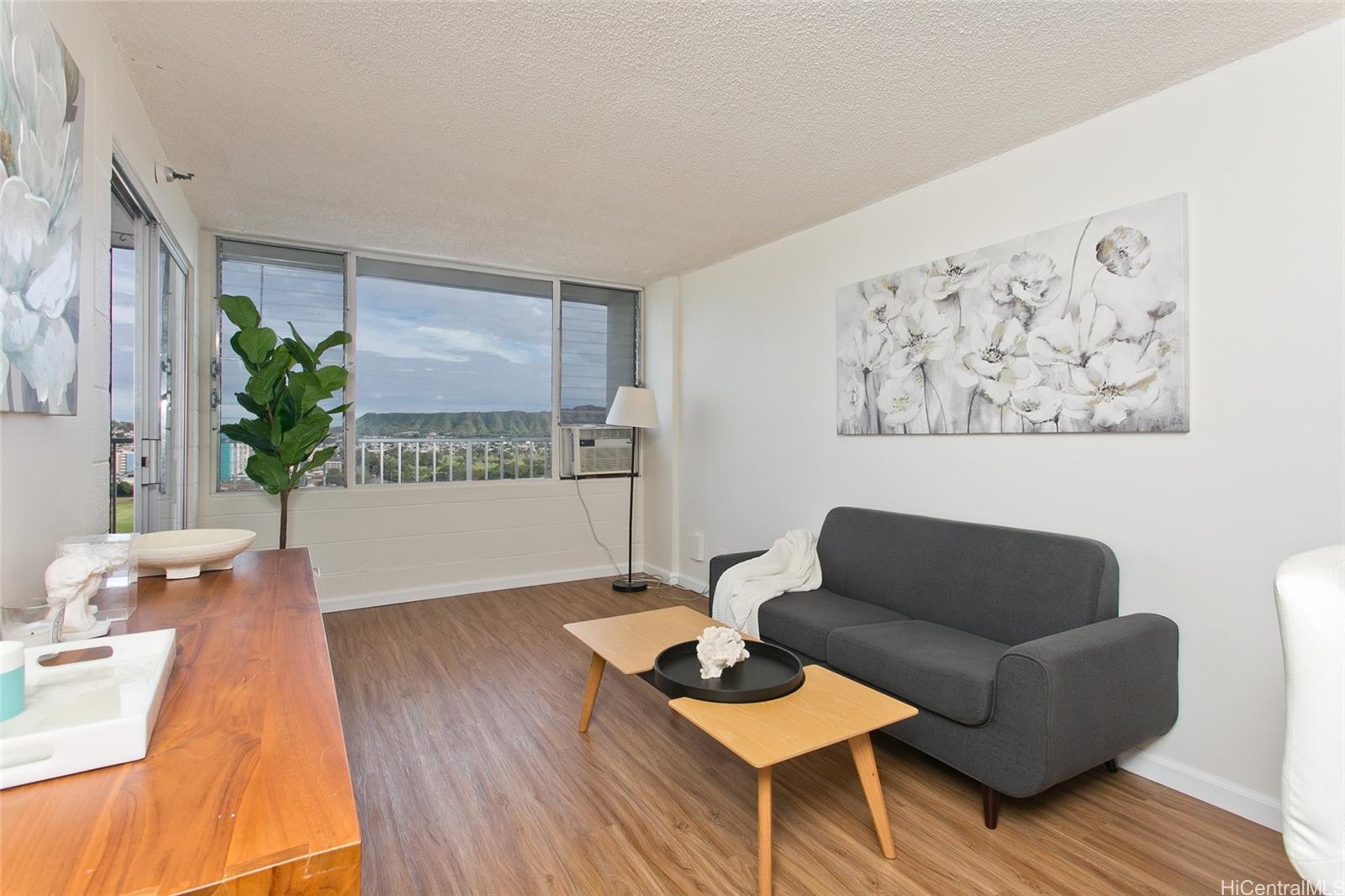 2542 Date Street #1206, Honolulu, HI 96826