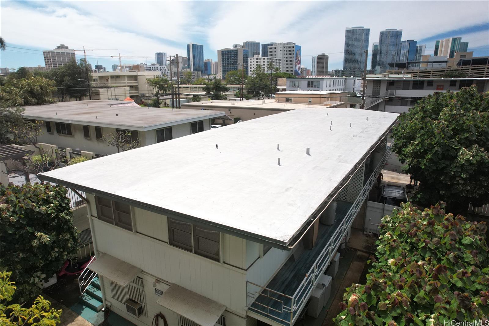 1088 Kinau Street Honolulu, HI 96814