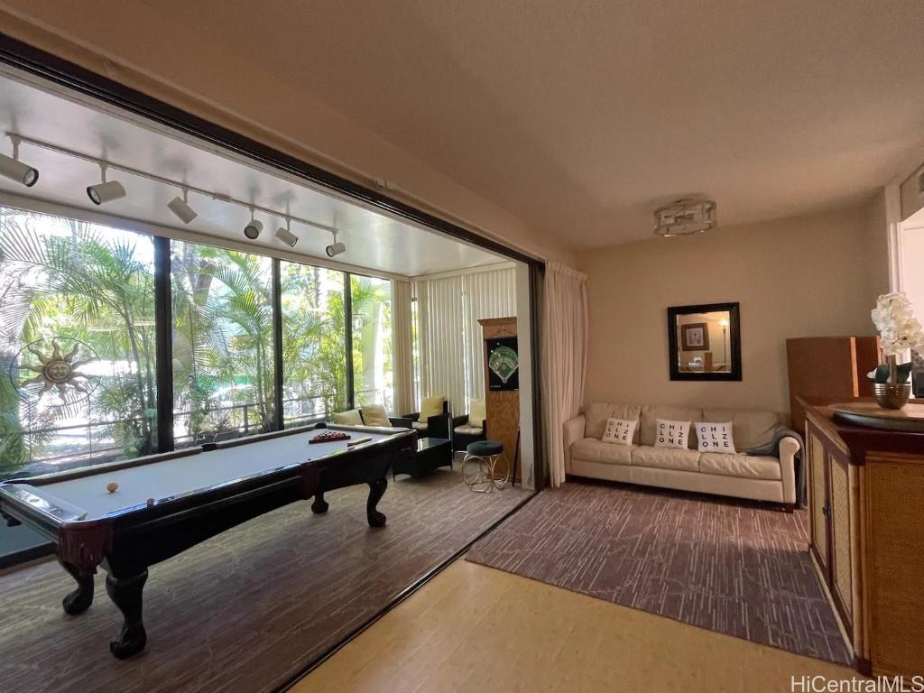 4999 Kahala Avenue #163, Honolulu, HI 96816