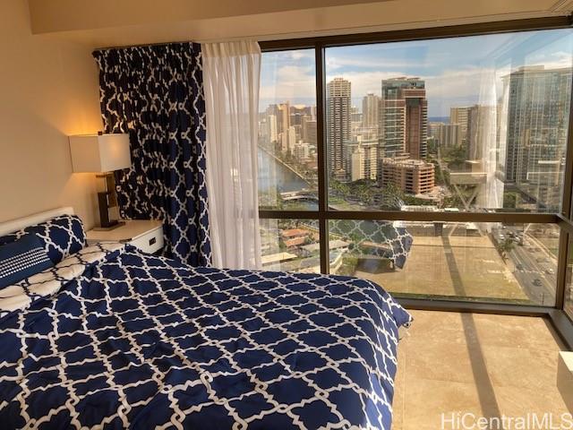 1750 Kalakaua Avenue #2702, Honolulu, HI 96826