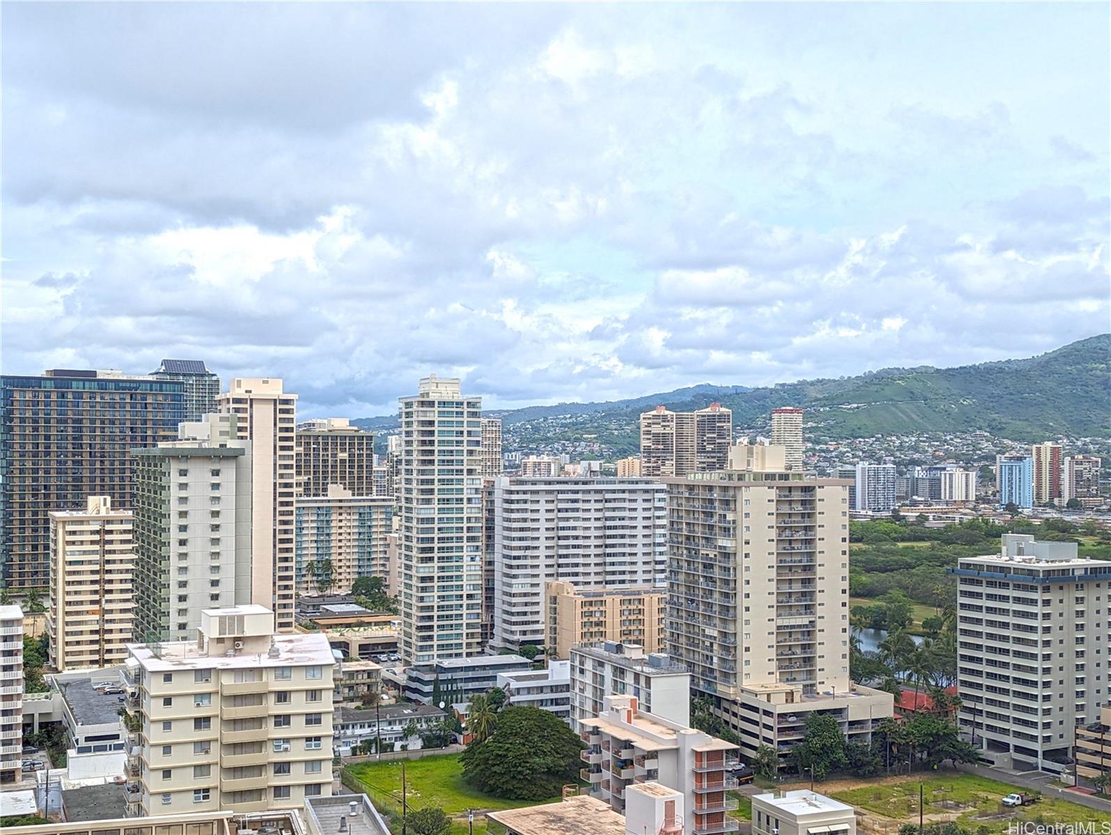 201 Ohua Avenue #2408 Makai, Honolulu, HI 96815