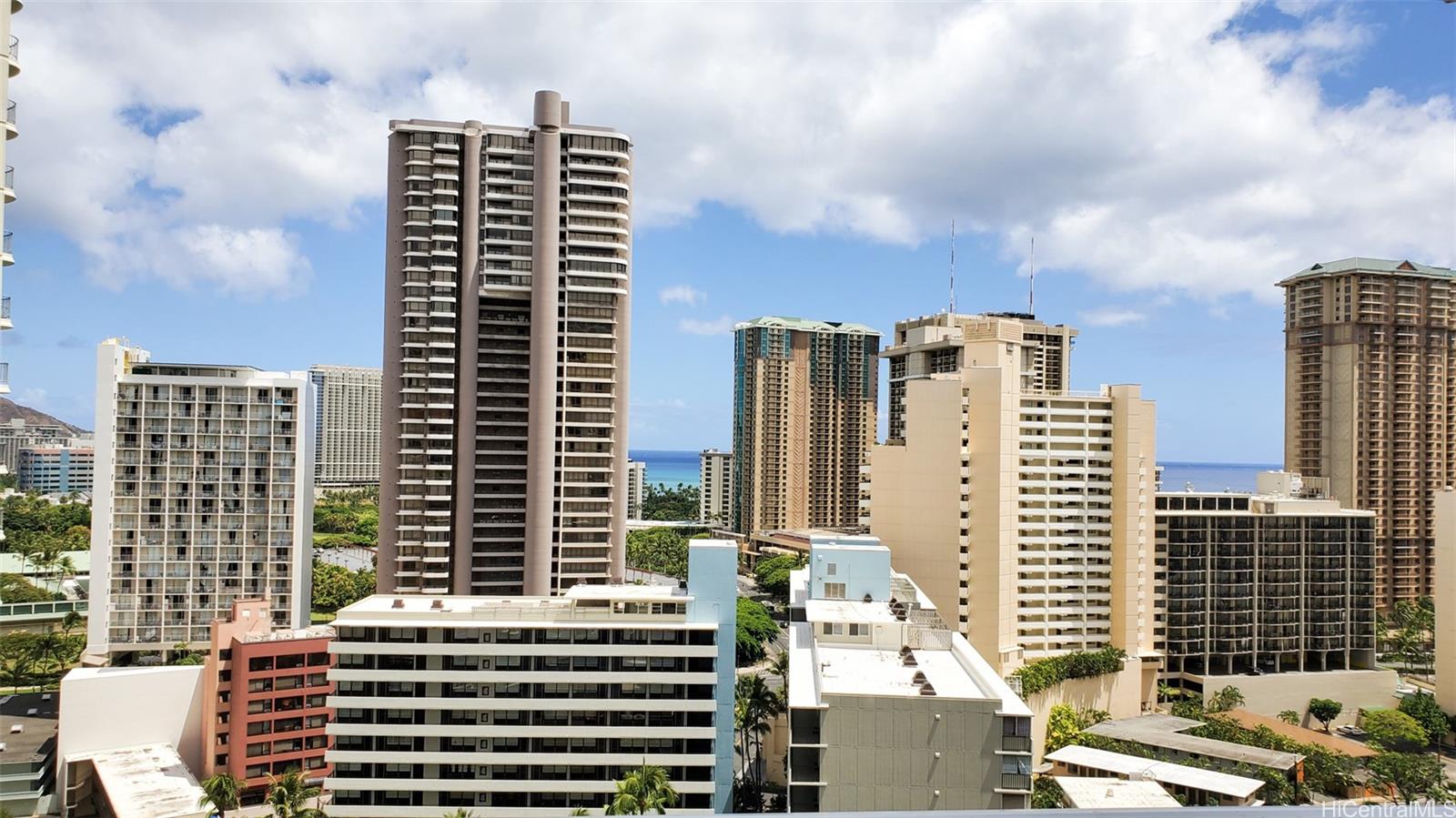 400 Hobron Lane #2111, Honolulu, HI 96815