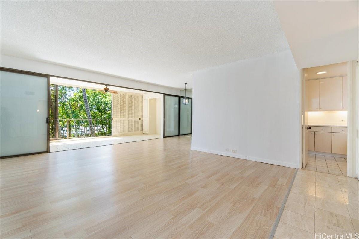 4999 Kahala Avenue #206, Honolulu, HI 96816