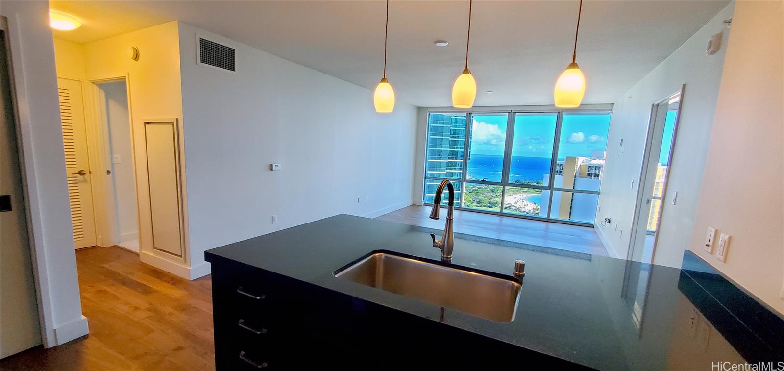 1189 Waimanu Street #3204, Honolulu, HI 96814