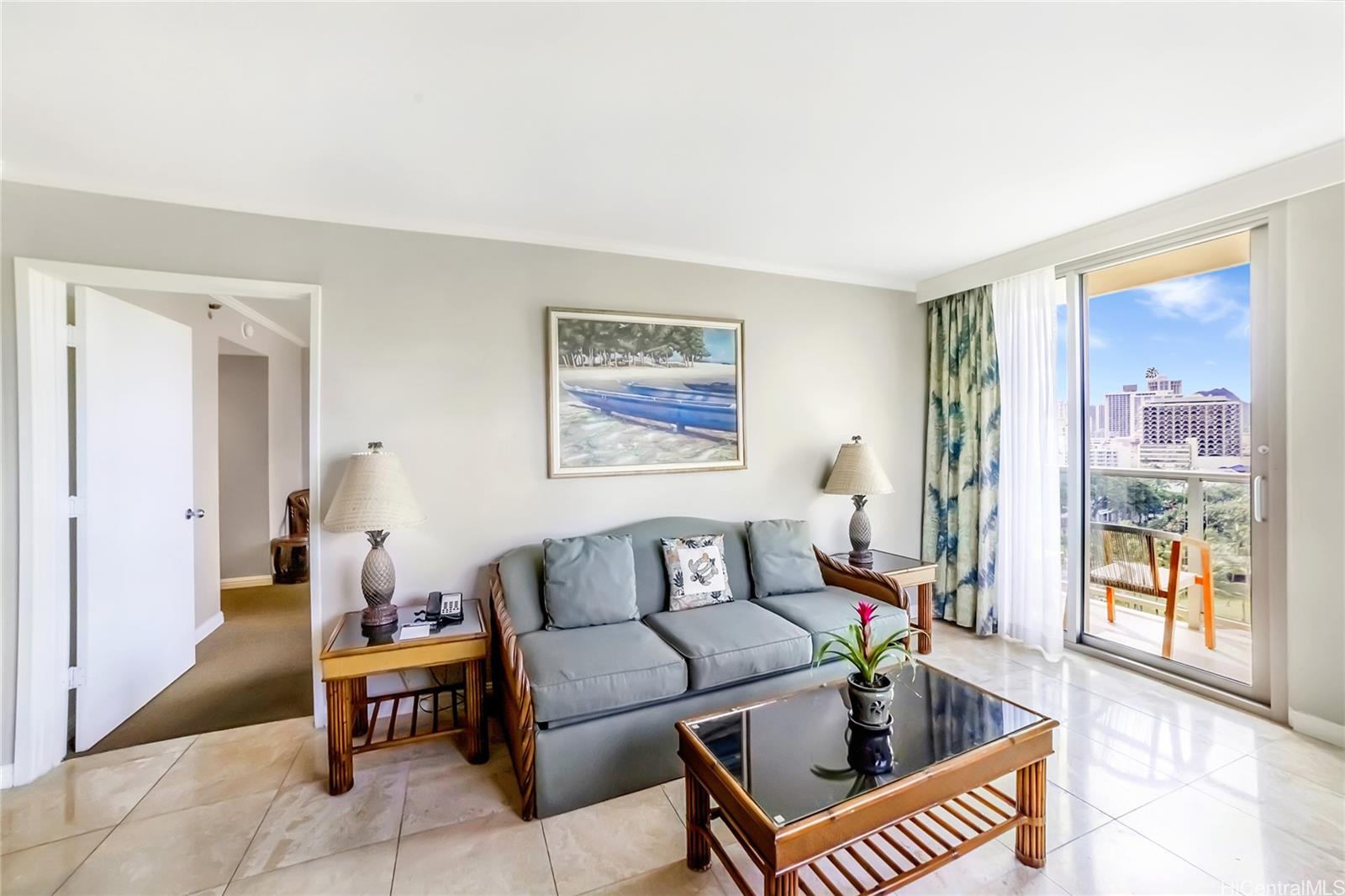 2045 Kalakaua Avenue #1007, Honolulu, HI 96815