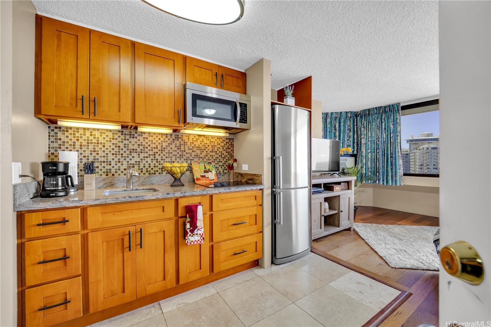 1700 Ala Moana Boulevard #2704, Honolulu, HI 96815