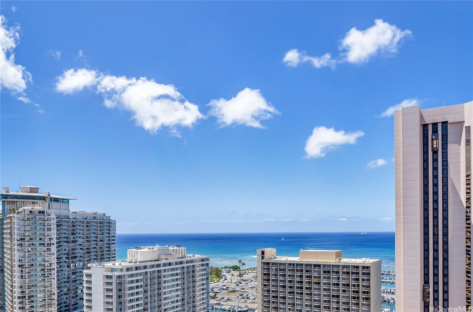 1700 Ala Moana Boulevard #2704, Honolulu, HI 96815