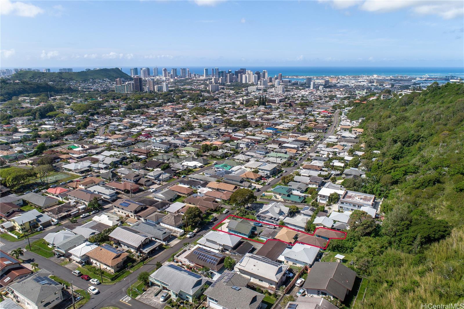 2540 Waolani Avenue Honolulu, HI 96817