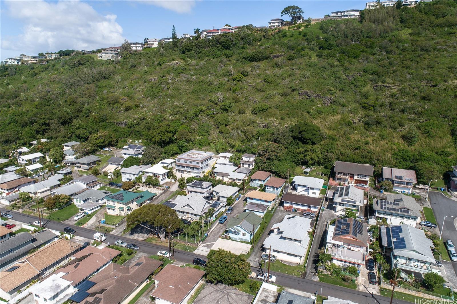 2540 Waolani Avenue Honolulu, HI 96817