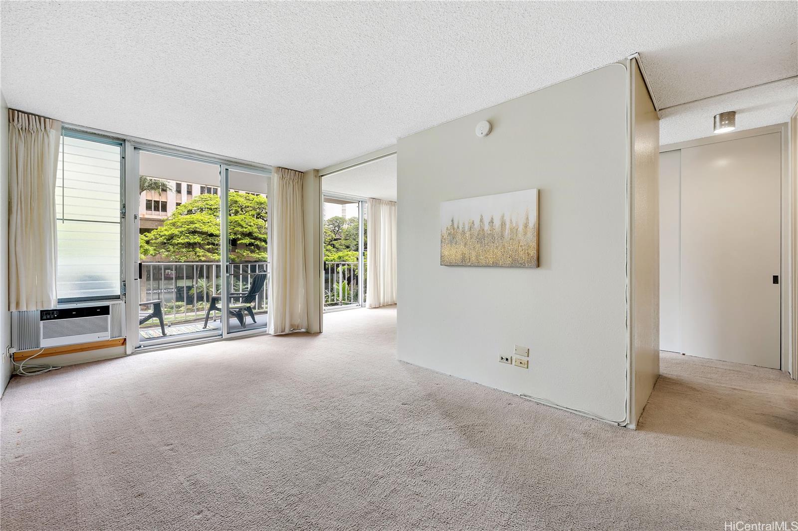 1617 Kapiolani Boulevard #301, Honolulu, HI 96814