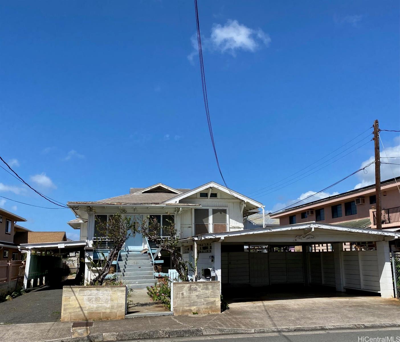 1312 8th Avenue Honolulu, HI 96816