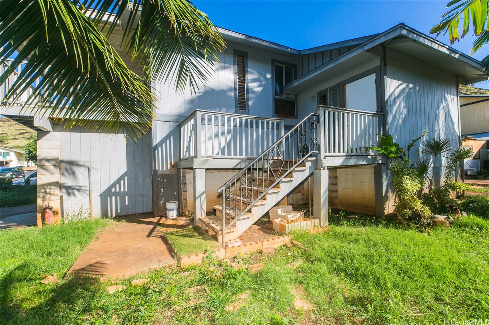 86-906 Hale Ekahi Drive Waianae, HI 96792