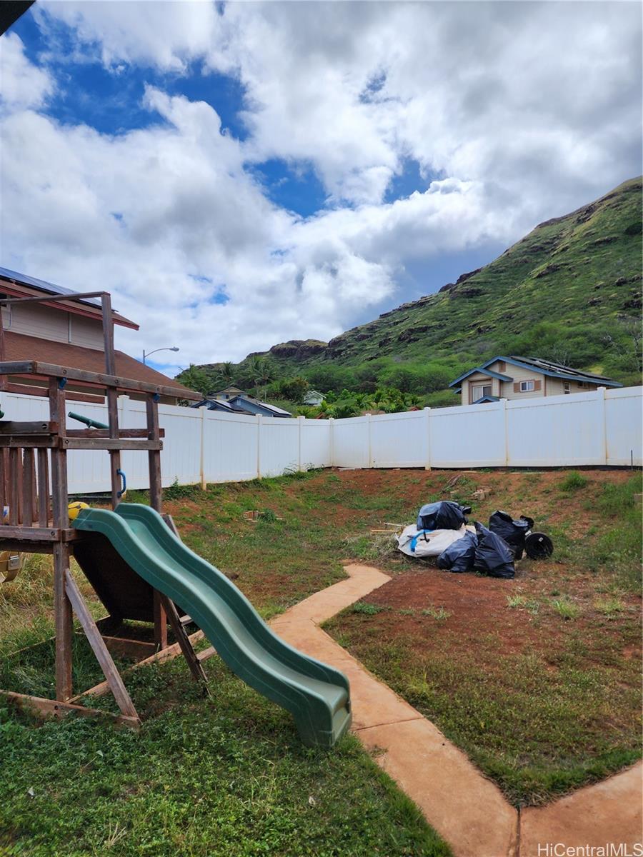 87-1009 Huamoa Street Waianae, HI 96792