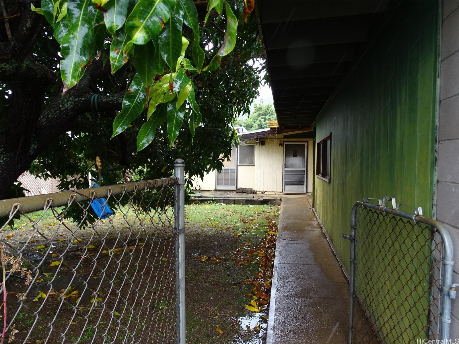 270 Halemaumau Street Honolulu, HI 96821