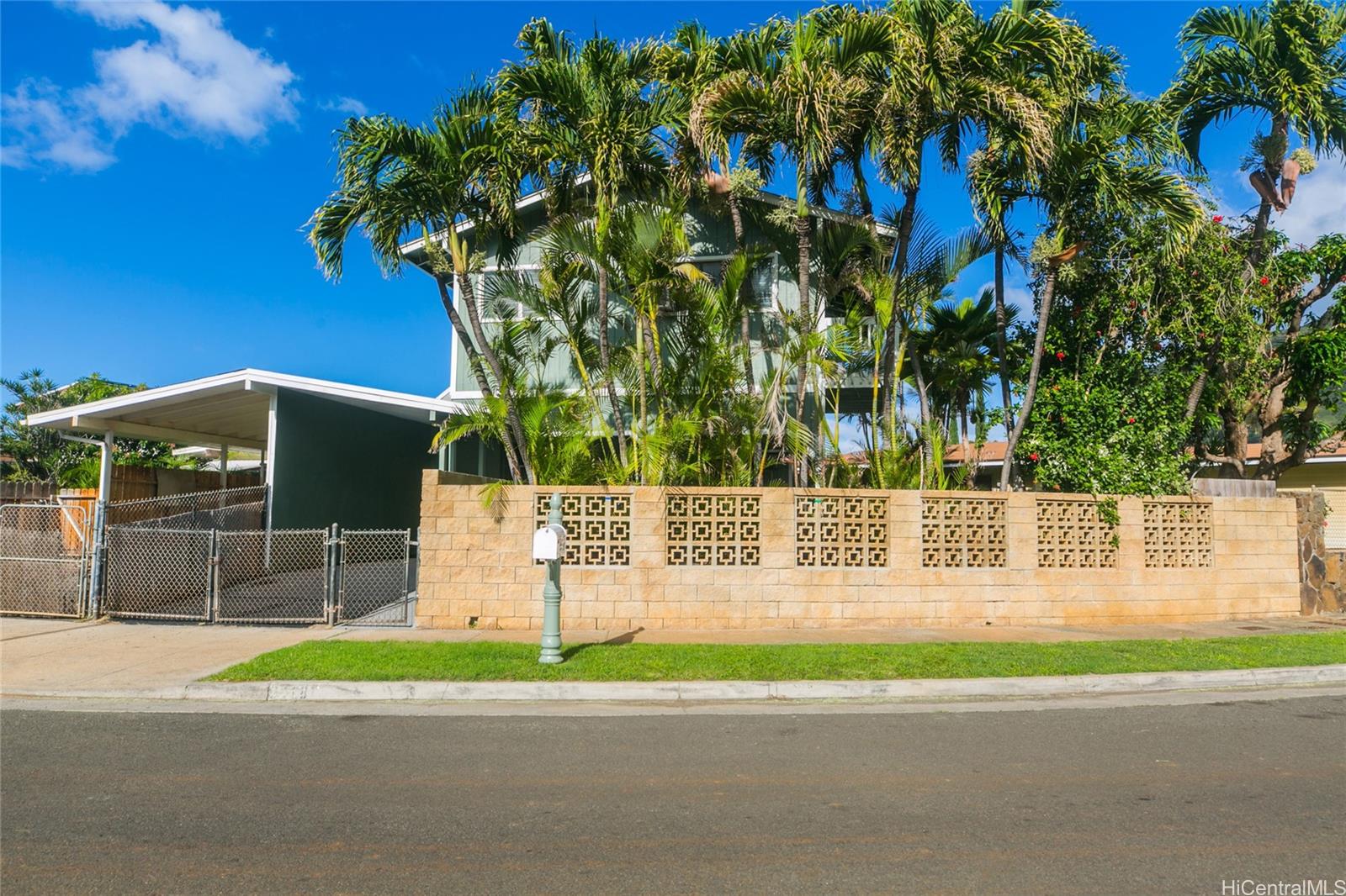 84-687 Manuku Street Waianae, HI 96792