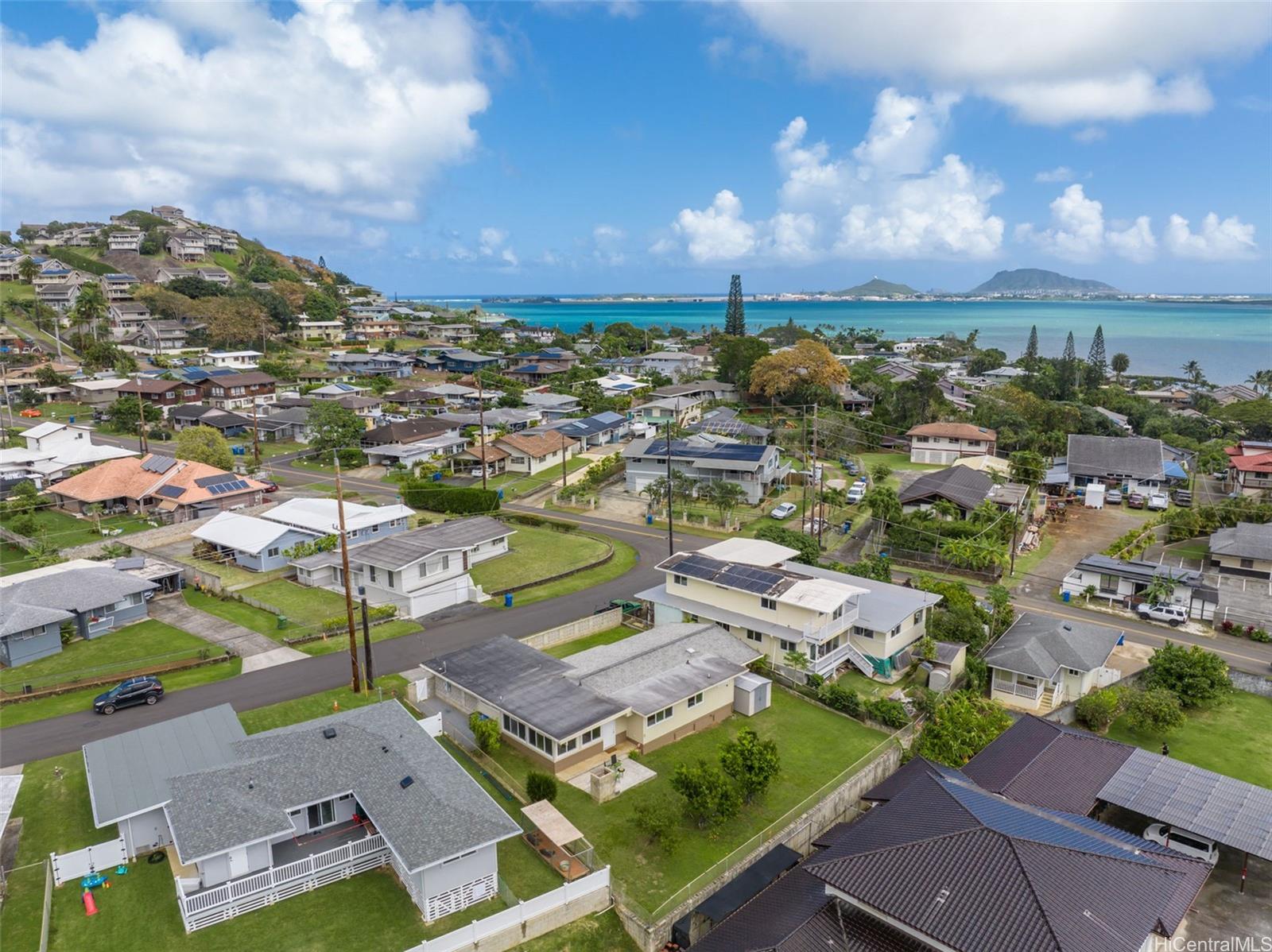 45-112 Makahio Street Kaneohe, HI 96744