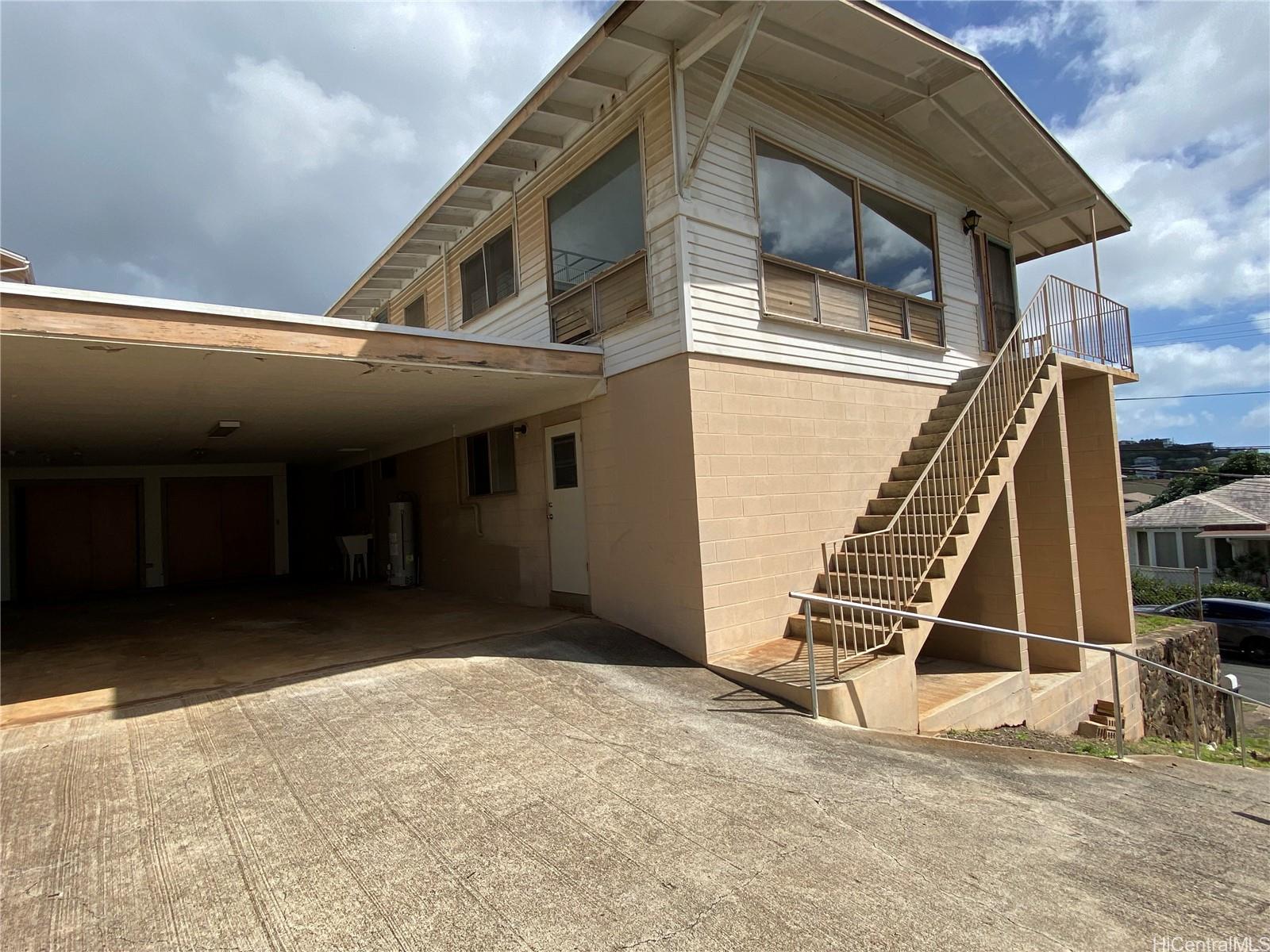 1346 Wilhelmina Rise Honolulu, HI 96816