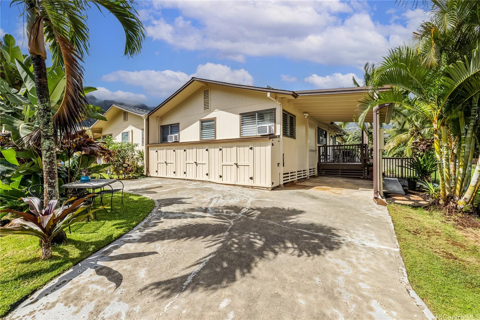 47-417D Kapehe Street Kaneohe, HI 96744