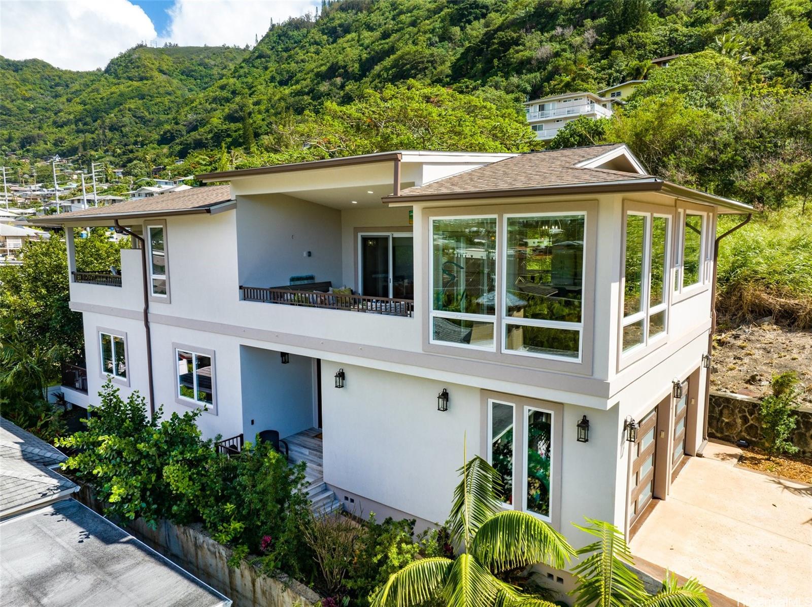 3005 Kalawao Street #2, Honolulu, HI 96822