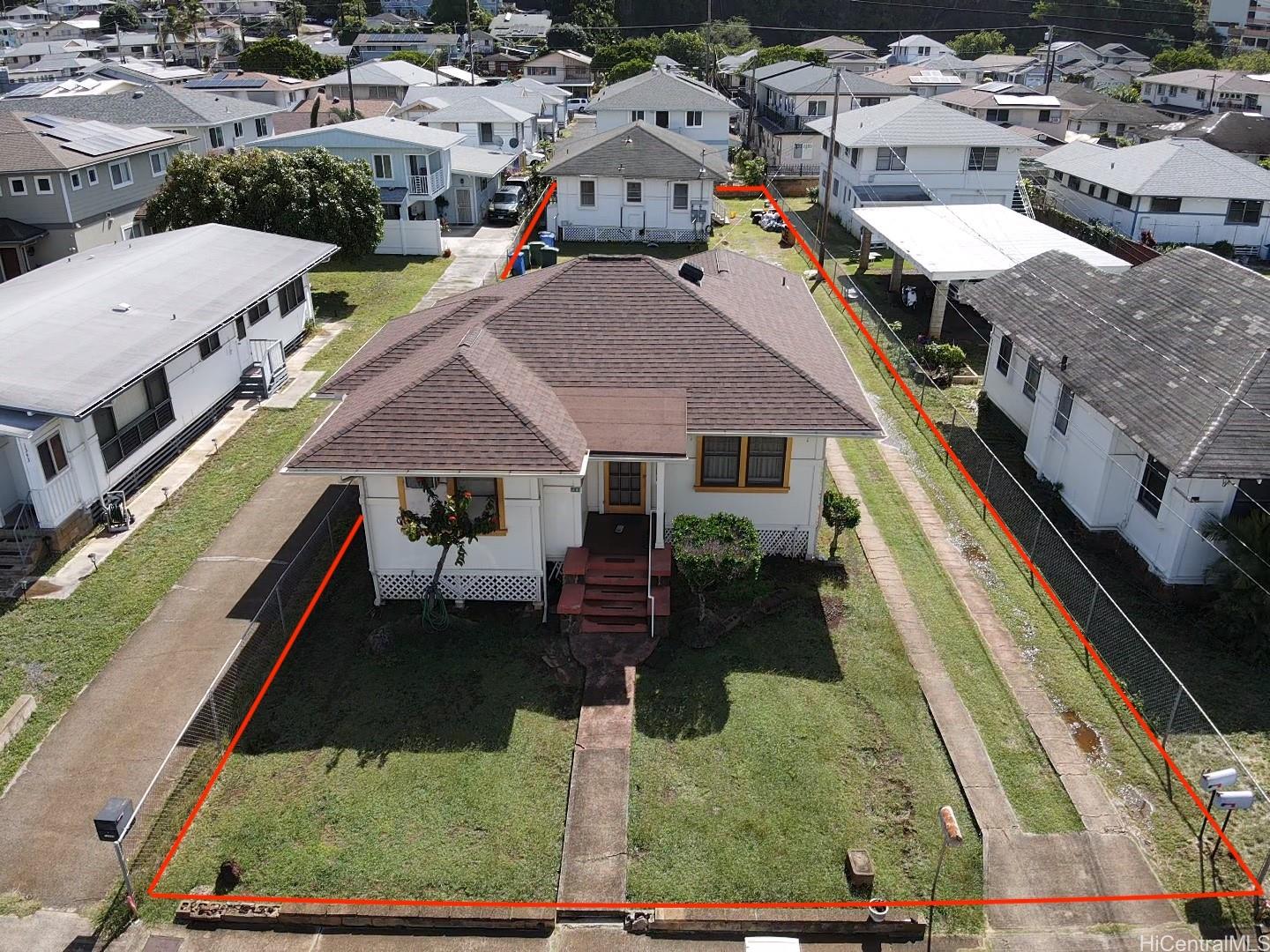 1335 9th Avenue Honolulu, HI 96816