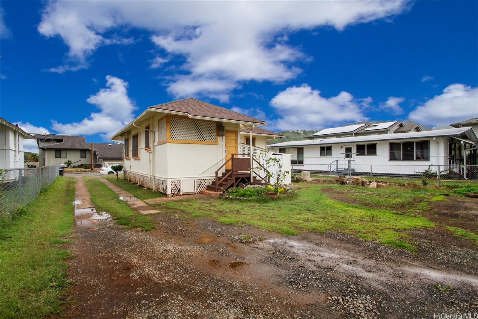 1335 9th Avenue Honolulu, HI 96816