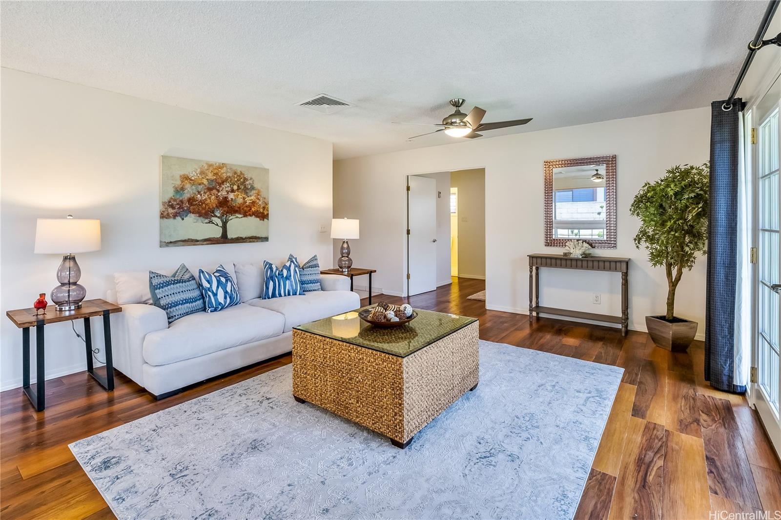 7531 Laielua Place Honolulu, HI 96825