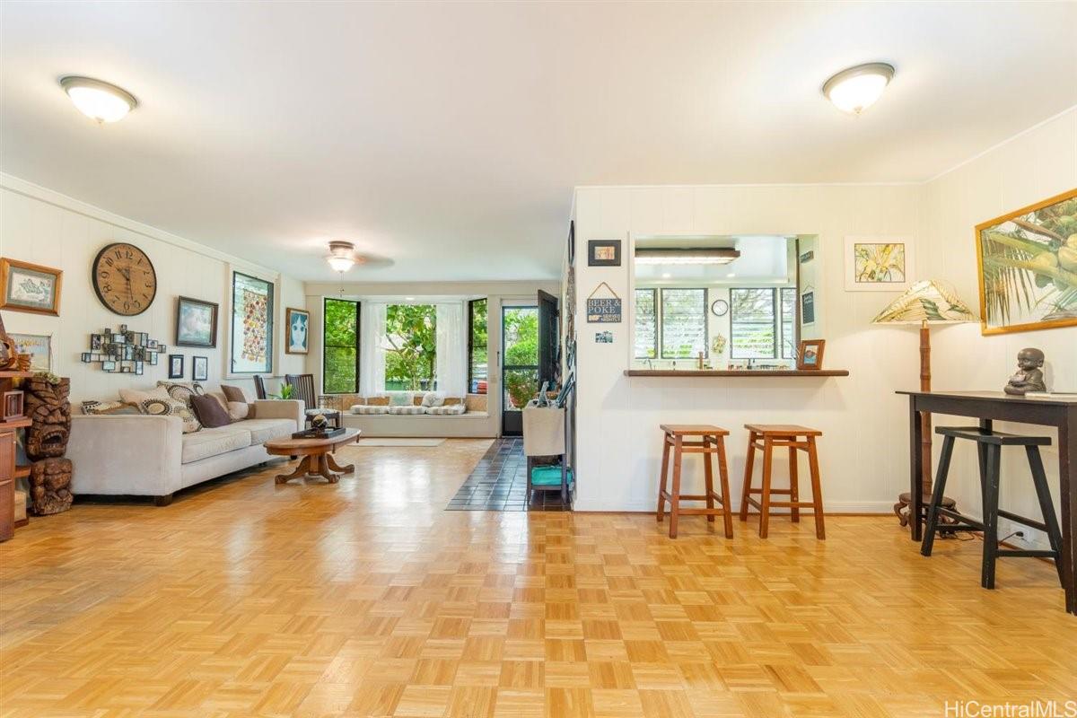 340 Auwinala Road Kailua, HI 96734