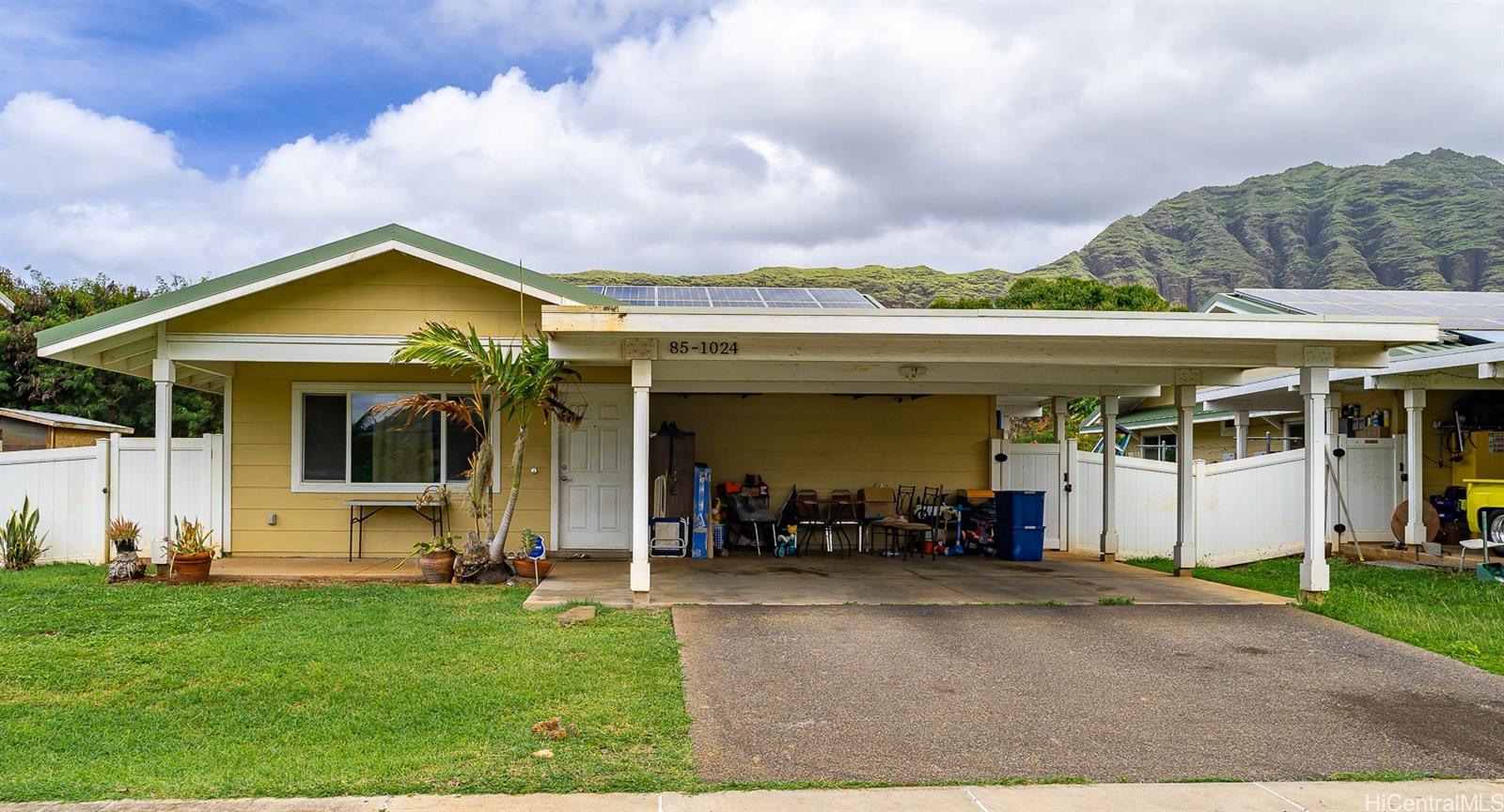 85-1024 Mahiaina Street Waianae, HI 96792