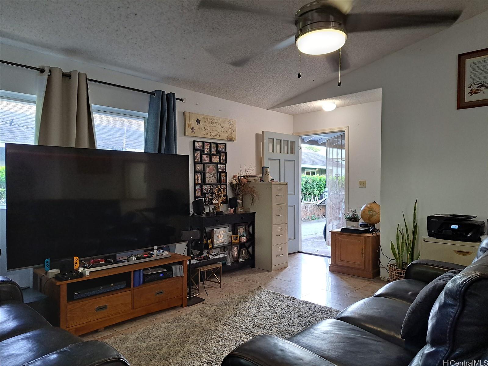 91-1037 Aipoola Street Ewa Beach, HI 96706