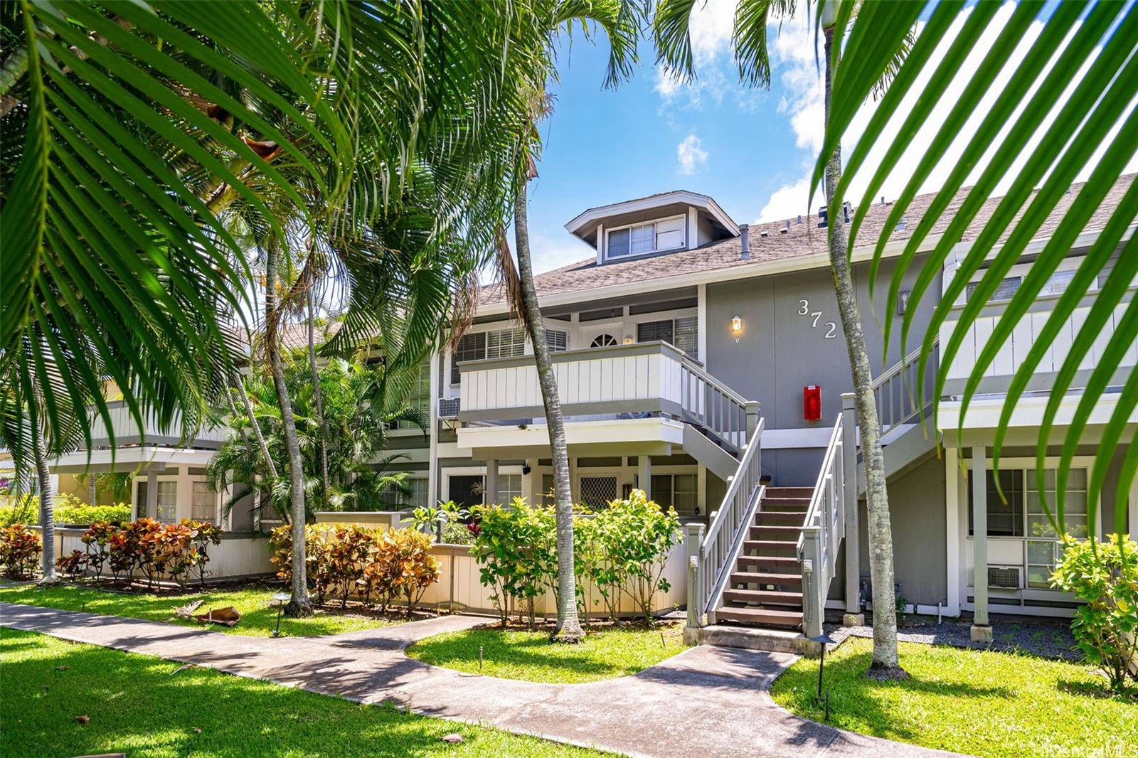 372 Mananai Place #7V, Honolulu, HI 96818