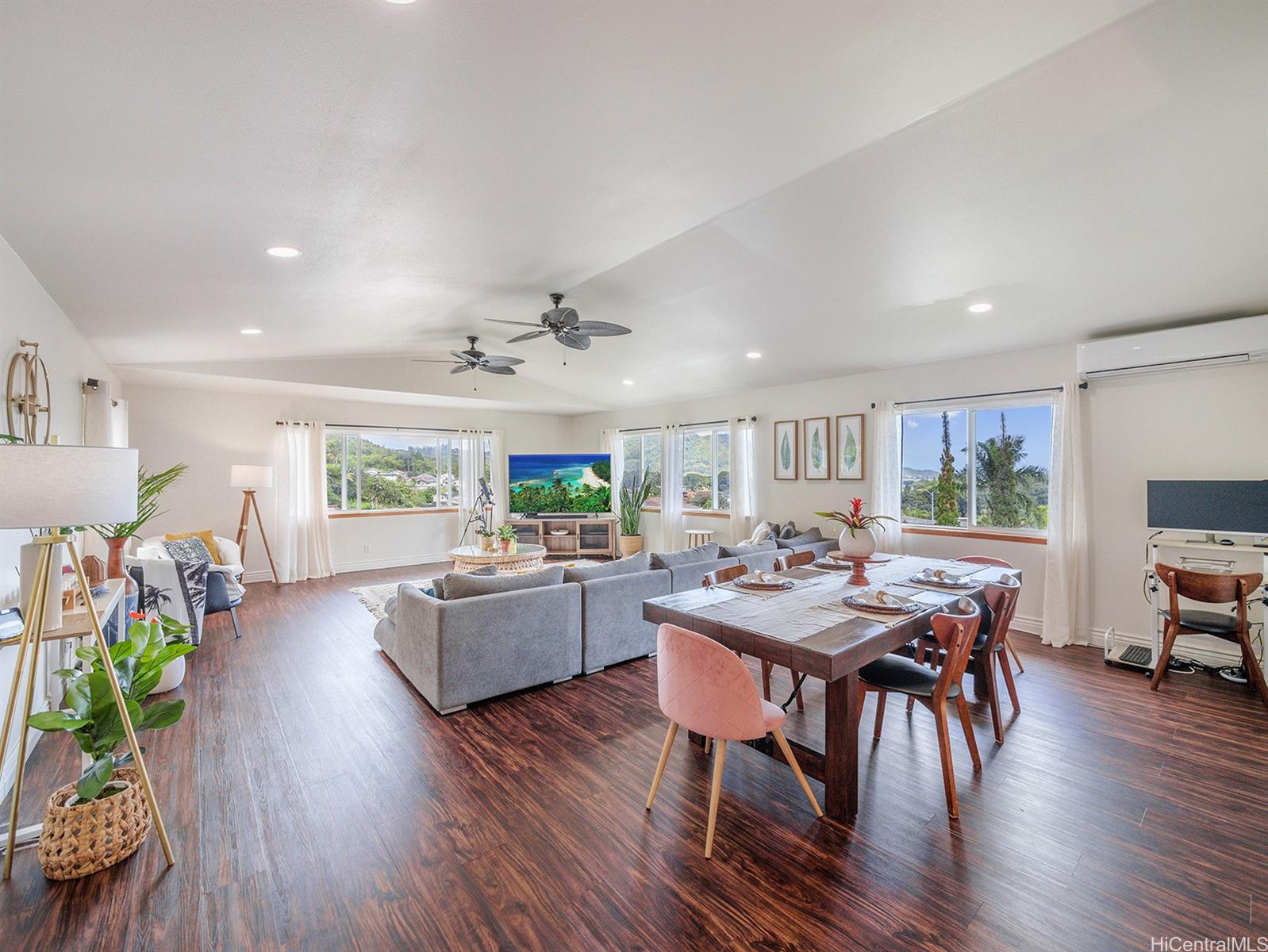 1302 Maleko Street Kailua, HI 96734