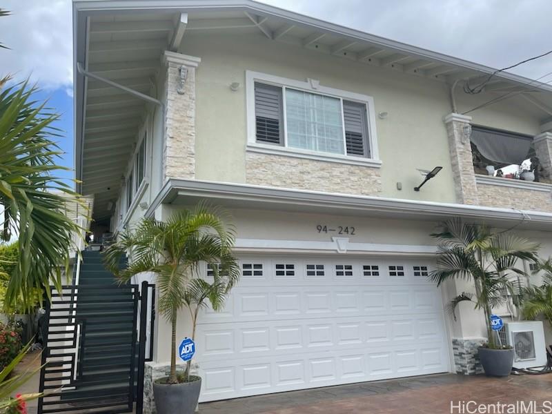 94-242 Pupukoae Street Waipahu, HI 96797