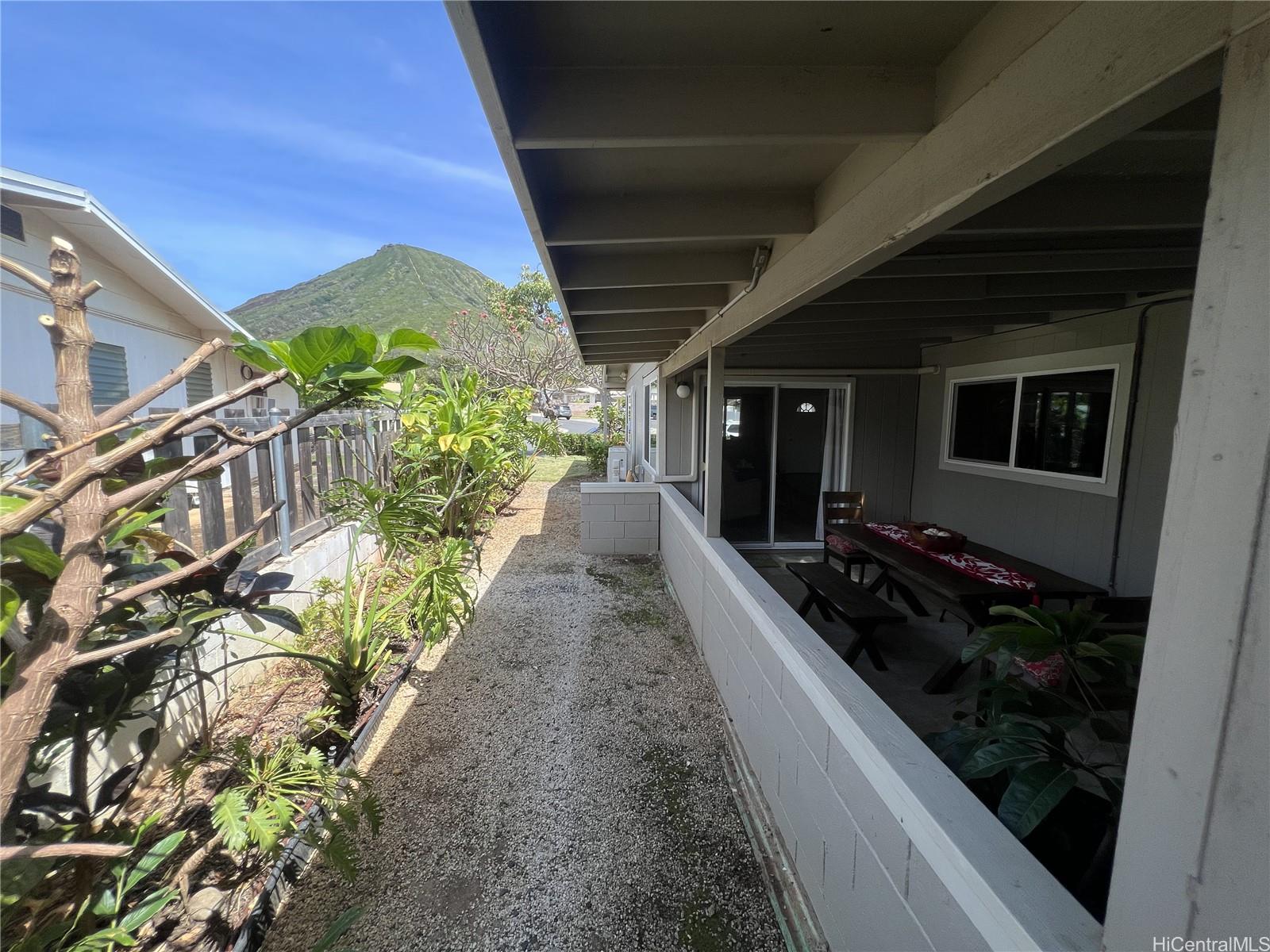 468 Kaumakani Street Honolulu, HI 96825