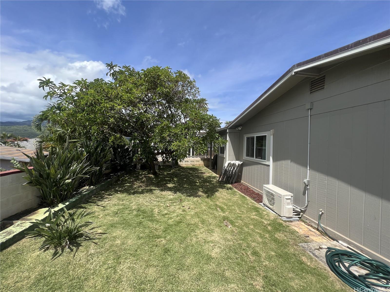 468 Kaumakani Street Honolulu, HI 96825