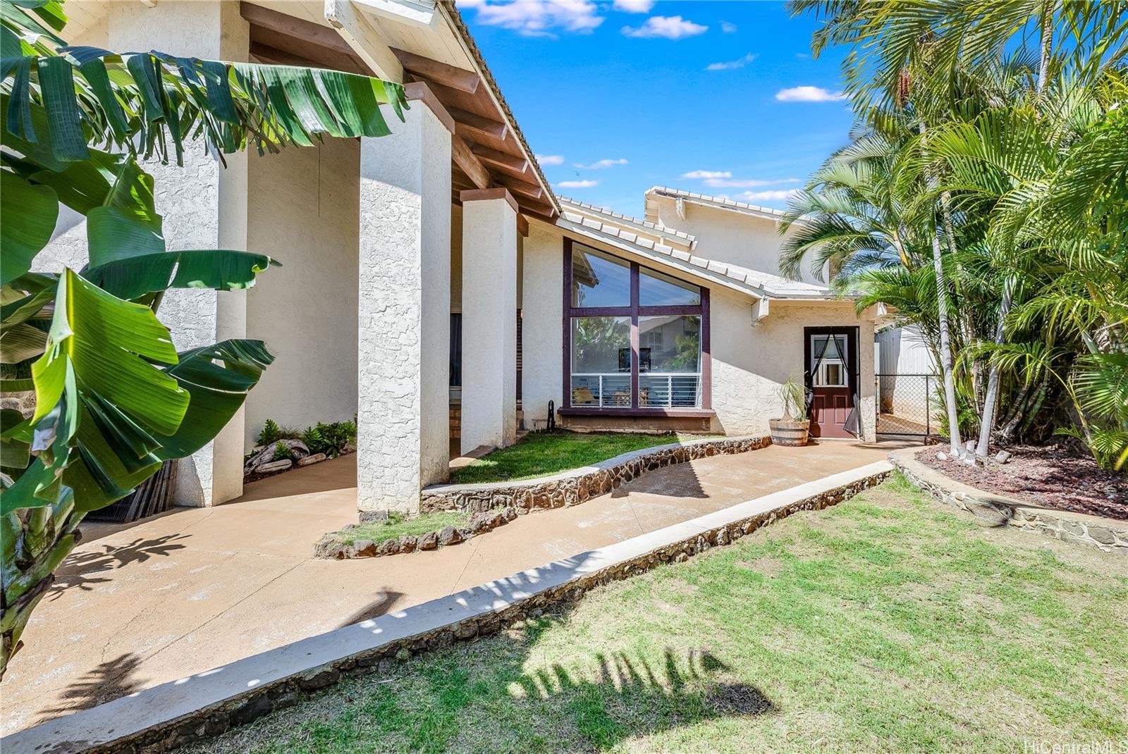 6815 Niumalu Loop Honolulu, HI 96825