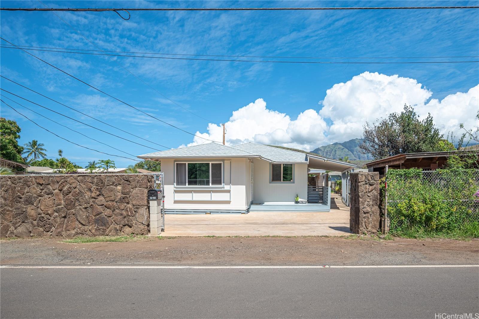 87-276 Saint Johns Road Waianae, HI 96792