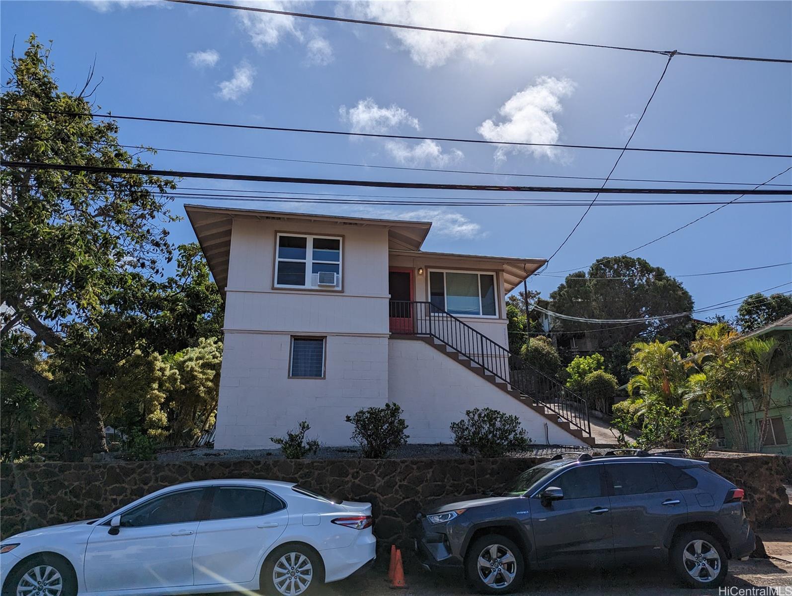 3696 Crater Road Honolulu, HI 96816