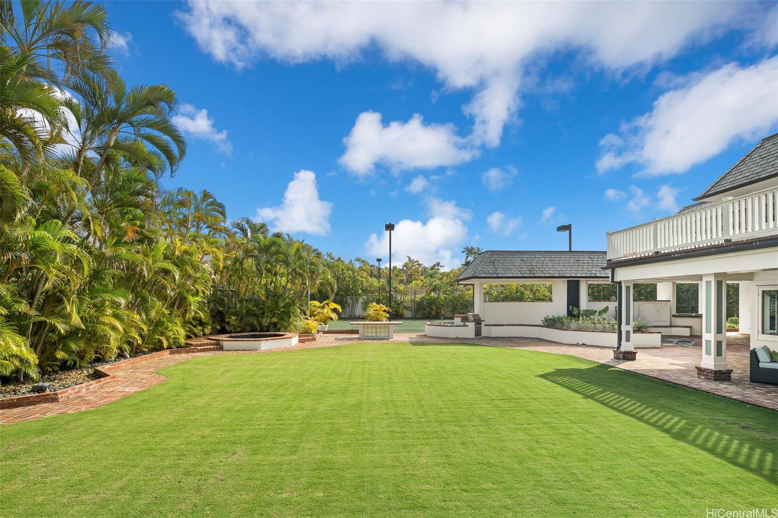 4516 & 4522 Aukai Avenue Honolulu, HI 96816